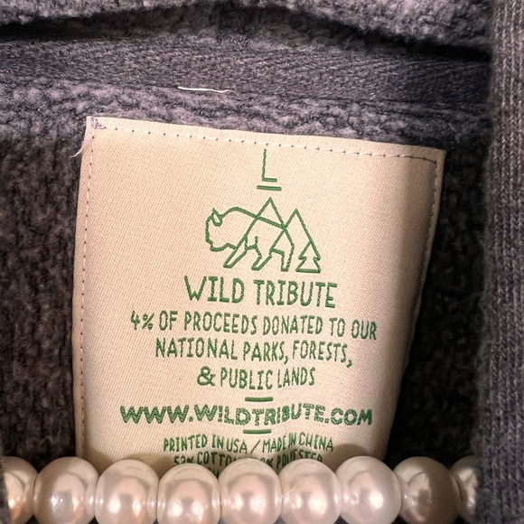 Wild Tribute Hoodie - Picture 4 of 9